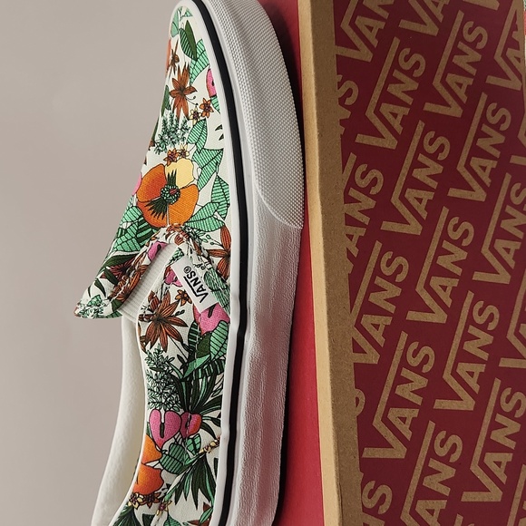 Vans Kids Multi-Tropic Classic Slip On Shoes Size 2.5 NWT - Picture 2 of 8
